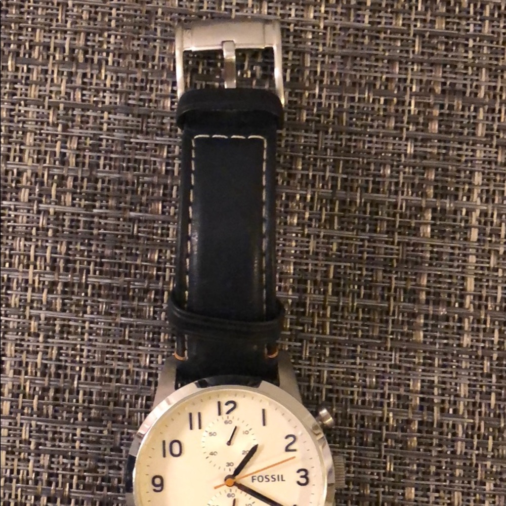 Fossil Watch, Used But In Great Condition - image 4